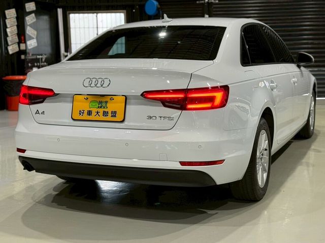 AUDI奧迪 A4  第10張相片