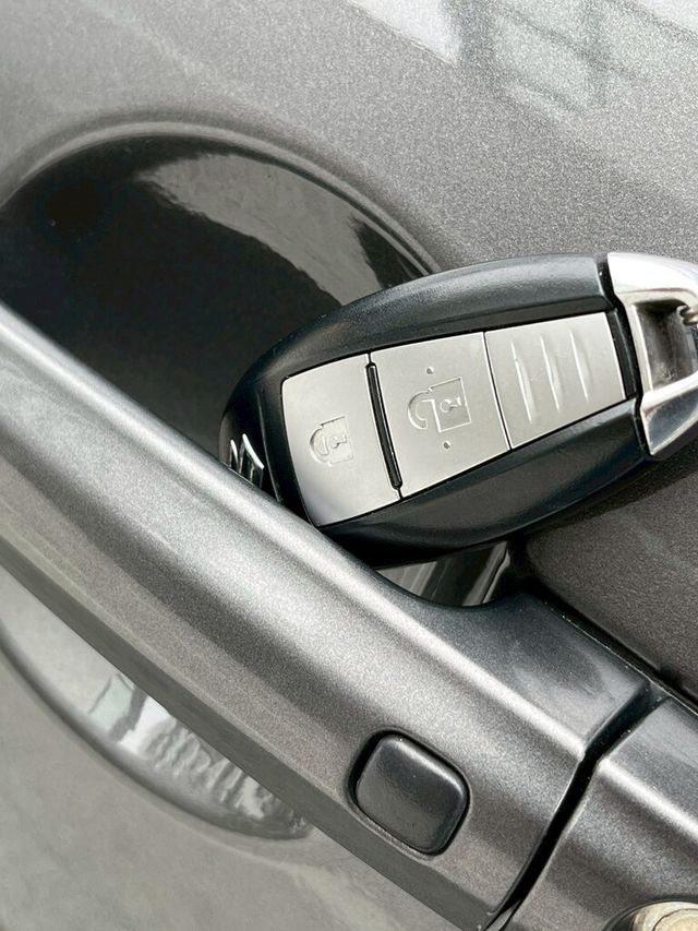 SUZUKI鈴木 SWIFT  第5張相片