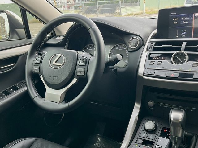 LEXUS凌志 NX300  第17張相片