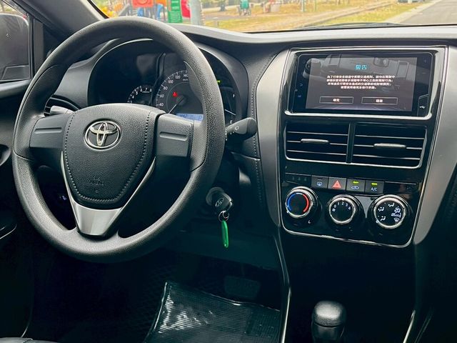 TOYOTA豐田 YARIS  第7張相片