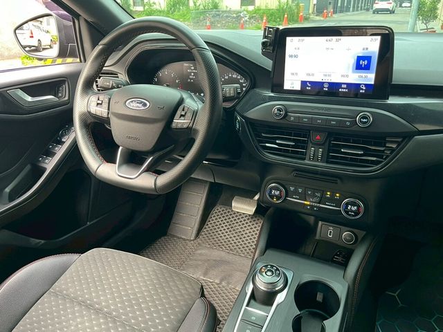 FORD福特 FOCUS  第13張相片
