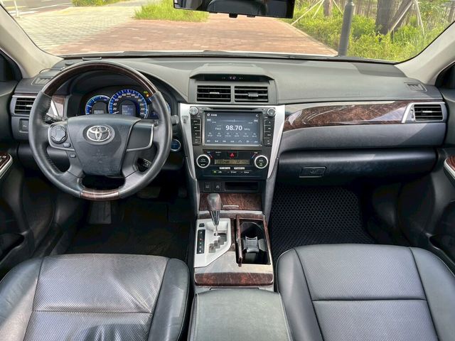 TOYOTA豐田 CAMRY HYBRID  第8張相片