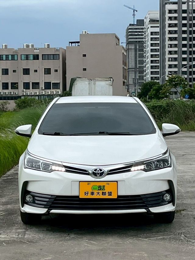 TOYOTA豐田 ALTIS  第2張相片