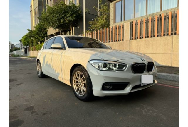 2017 BMW 120i 後驅小鋼炮 跑9萬 認證車  第2張相片