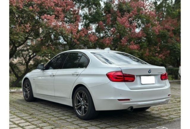 2014 320i 無待修 認證車鏈條已更換  第7張相片