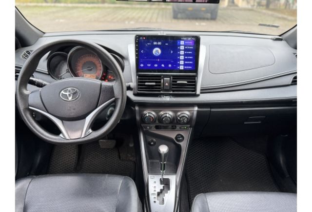 2015 Yaris 無待修 國民小車 1.5 省油省稅金  第4張相片