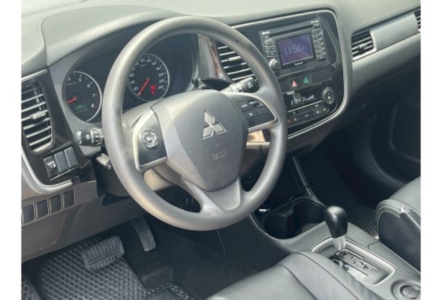 2015 Outlander  2.4  第4張相片