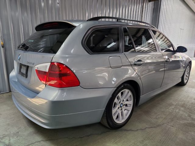 旅行車不敗款 320I TOURING  第2張相片