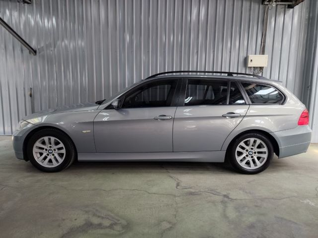 旅行車不敗款 320I TOURING  第7張相片