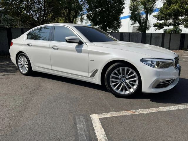 Luxury版本  第3張相片