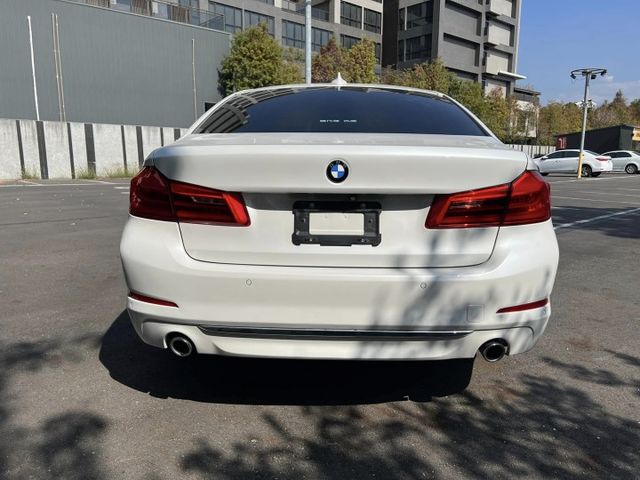 Luxury版本  第6張相片
