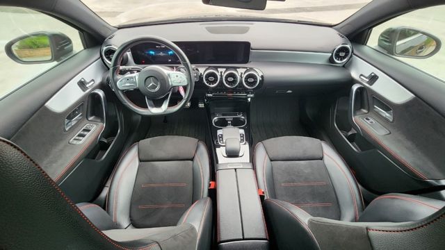 A250 AMG、總代理、原鈑件、里程數少、小鋼炮  第8張相片