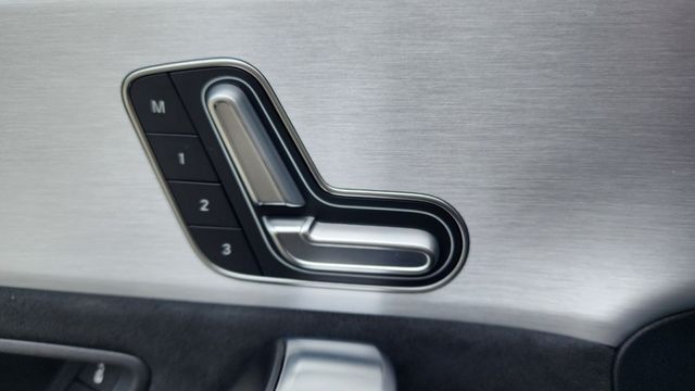 A250 AMG、總代理、原鈑件、里程數少、小鋼炮  第12張相片