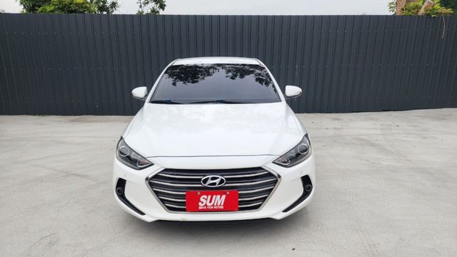 GLS版本/一手車/I KEY/雙區恆溫/衛星導航/倒車攝影/藍芽音樂  第2張相片