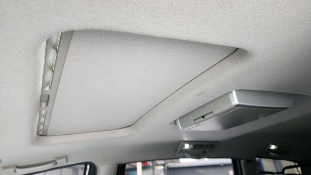 市場CP值最高七人座/旗艦版/HID頭燈//I KEY/車道偏離警示/雙電動側滑門/後座螢幕影音/360環景  第15張相片