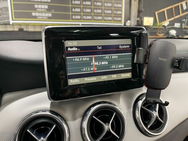 稀有柴有車 省油省稅金 一手車 原版原漆 里程保證 出清價  第13張相片