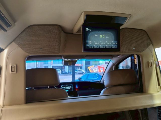 稀有4人座!!集結舒適、奢華、質感 總裁請上車!!  第8張相片