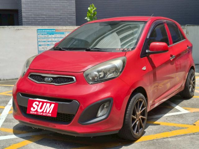 輕巧可愛 代步省油 藍牙影音 倒車顯影 倒車雷達 多功能方向盤  第2張相片
