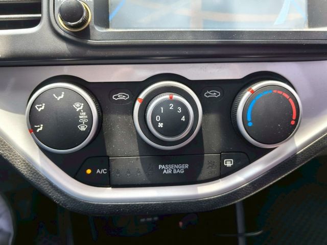 輕巧可愛 代步省油 藍牙影音 倒車顯影 倒車雷達 多功能方向盤  第6張相片