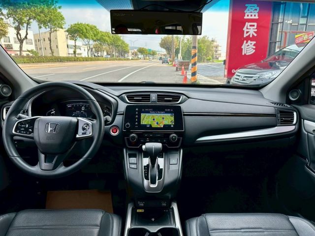 5.5代 VTi-S配備滿 ACC 摸門i-key  換檔撥片 衛星導航 無線充電座 電尾門 車漂亮 !!趕緊來店賞車  第7張相片