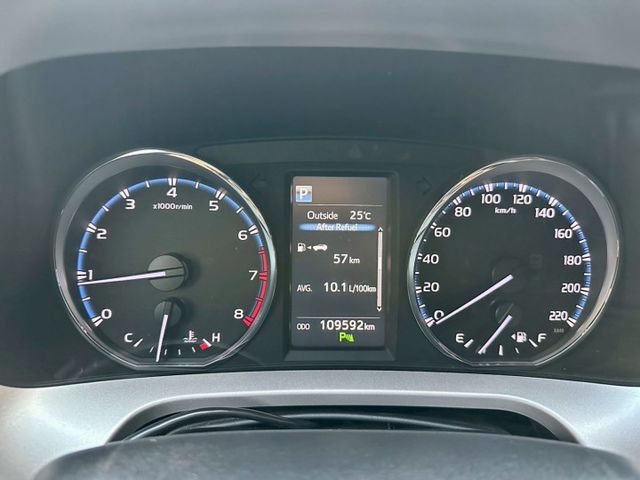 尊爵版小改款 ACC AppleCarPlay 摸門i-key  觸控螢幕3D衛星導航 數位電視 車漂亮趕緊來店賞車  第5張相片