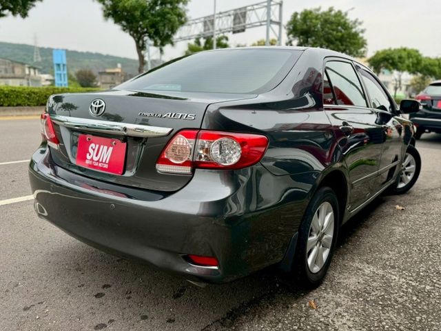 定速 衛星導航 倒車影像 倒車雷達 低里程 跑少 車況佳 車漂亮 無待修 省油省稅金 趕緊來店賞車  第4張相片