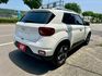 熱門小休旅GLB版 定速IKEY 衛星導航 AppleCarp 藍芽 倒車顯影 車漂亮 原廠保養 趕緊來電賞車  第3張縮圖