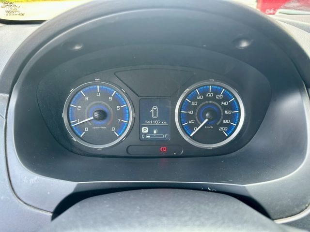 精緻版 定速 倒車顯影 光感應頭燈 電動後視鏡 後視鏡方向指示燈 USB插槽 車漂亮@趕緊來店賞車  第6張相片