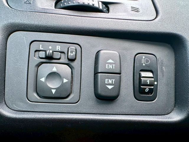 精緻版 定速 倒車顯影 光感應頭燈 電動後視鏡 後視鏡方向指示燈 USB插槽 車漂亮@趕緊來店賞車  第14張相片