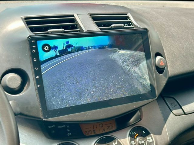 進口RAV4 G版 天窗 電動椅 定速 衛星導航 倒車顯影 藍芽 雙區恆溫 車頂行李架 車漂亮 趕緊來店賞車  第14張相片
