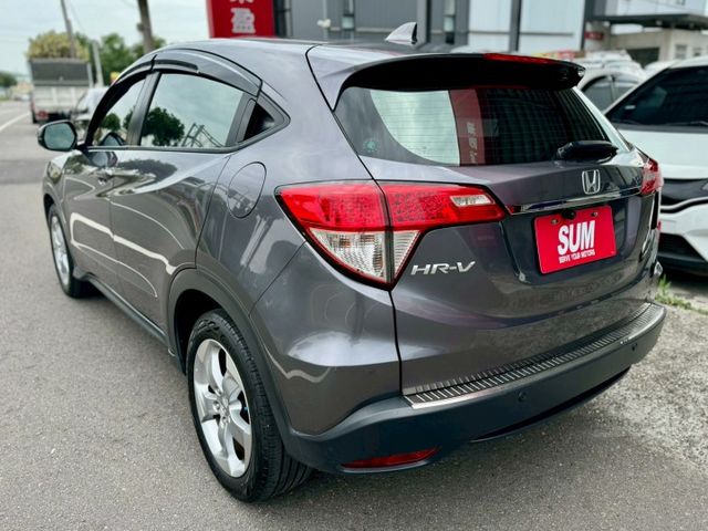 小休旅 VTi-S版 LED日行燈尾燈 Ikey 摸門 定速 快撥 倒車顯影 衛星導航 安卓機 車漂亮!趕緊來店賞車!  第3張相片