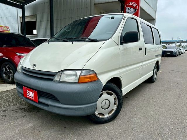 僅跑9萬 家庭用車 內外漂亮乾淨 車況好 看時車就知道~好載有力 載人載貨都好用 別錯過!!錯過就沒囉~趕緊預約來店賞車  第1張相片