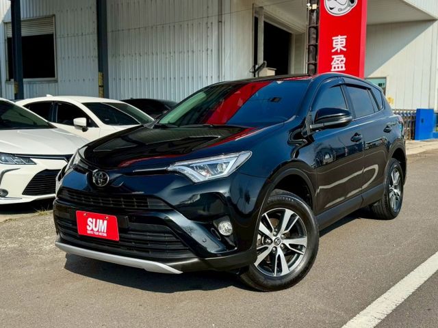 尊爵版 ACC跟車 AEB自動煞停 車道偏離 LED頭尾燈 電動椅 IKEY摸門 抬頭顯 CARPLAY配備滿!車況讚  第1張相片