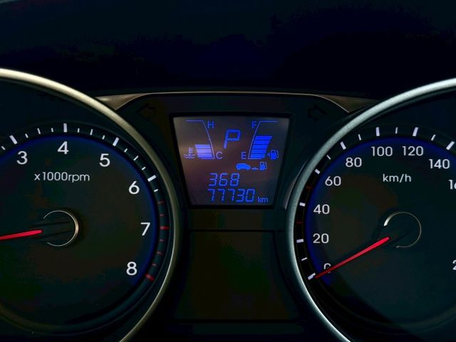 一手車 僅跑7萬~ 低里程車況好 還配安卓機 前後行車記錄器 倒車顯影等功能 便宜休旅車 好載又實用代步長途不是問題~  第6張相片