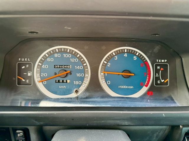 低里程 僅跑7萬 錯過就沒囉~手排好開有力 好載又好用 帆布棚 載貨載工具不怕風吹日曬下雨天 車況好 趕緊預約來店賞車!  第6張相片