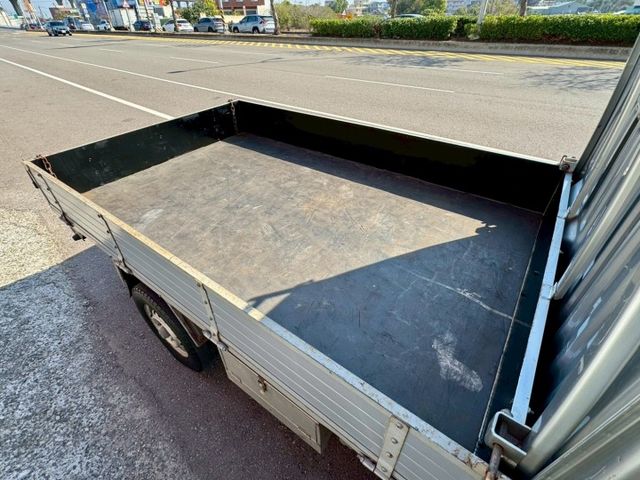 跑少!菱利A190 手牌 車況好 好開 好載又實用 貨載滿滿荷包裝更滿～ 外內如新 車美不用介紹太多 趕緊預約來店賞車～  第11張相片