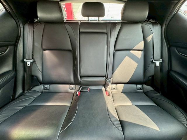 旗艦型 原廠保養 車況美～ikey 摸門 360環景 ACC半自動駕駛輔助 車道偏離 盲點 LED頭尾燈 前後雷達  第8張相片