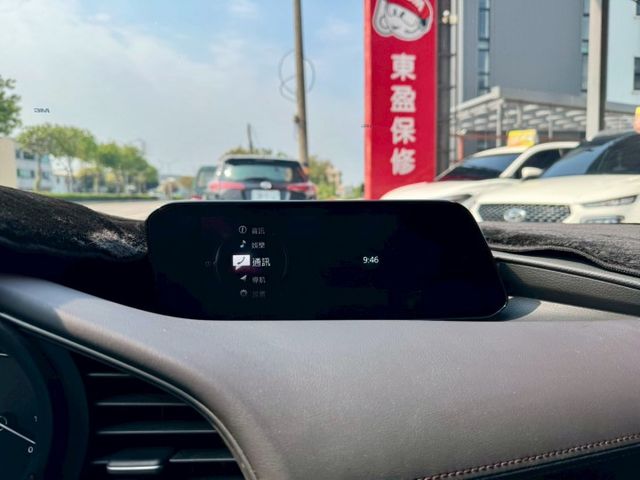 旗艦型 原廠保養 車況美～ikey 摸門 360環景 ACC半自動駕駛輔助 車道偏離 盲點 LED頭尾燈 前後雷達  第12張相片