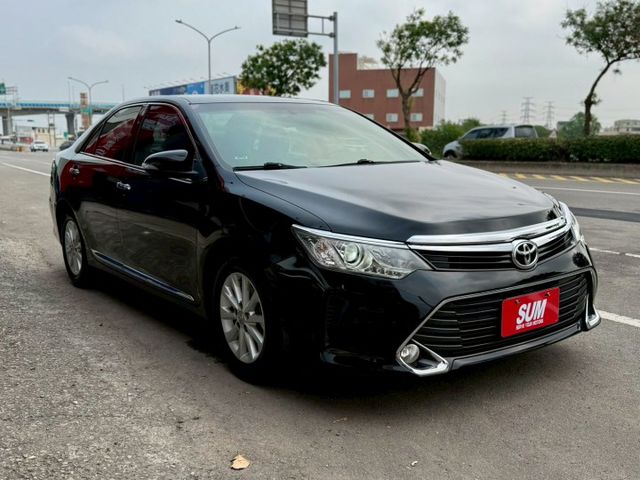 豪華版 LED日行燈 HID頭燈 IKEY摸門 定速 雙區恆溫 藍芽 倒車顯影 胎壓偵測器 倒車雷達 車況漂亮 舒適好開  第2張相片