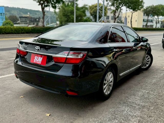 豪華版 LED日行燈 HID頭燈 IKEY摸門 定速 雙區恆溫 藍芽 倒車顯影 胎壓偵測器 倒車雷達 車況漂亮 舒適好開  第3張相片