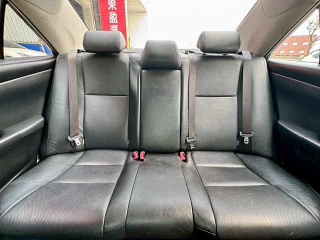 豪華版 LED日行燈 HID頭燈 IKEY摸門 定速 雙區恆溫 藍芽 倒車顯影 胎壓偵測器 倒車雷達 車況漂亮 舒適好開  第8張相片