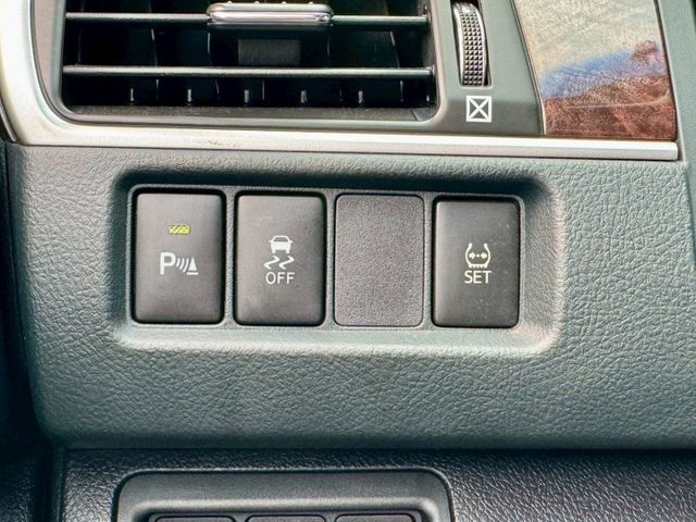 豪華版 LED日行燈 HID頭燈 IKEY摸門 定速 雙區恆溫 藍芽 倒車顯影 胎壓偵測器 倒車雷達 車況漂亮 舒適好開  第14張相片