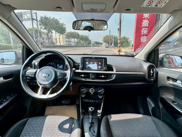 好開 好停車 省油又好顧冷氣冷！ 適合新手代步～ 長途遠途都不是問題 上班族或剛出社會想買台車開 這台保證適合～  第7張相片