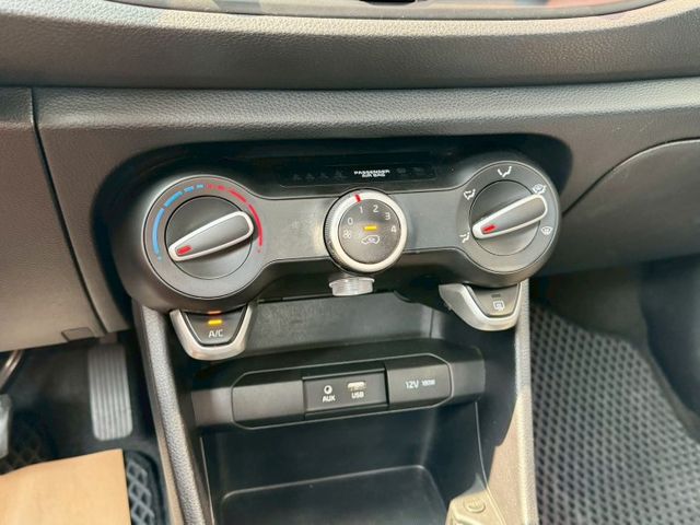 好開 好停車 省油又好顧冷氣冷！ 適合新手代步～ 長途遠途都不是問題 上班族或剛出社會想買台車開 這台保證適合～  第11張相片