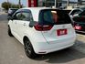 汽油版 車況好 車庫車 內外如新車 外觀型好看 內裝有質感～ACC 車道維持 LED頭尾燈 配備多  車漂亮 別錯過囉～  第3張縮圖