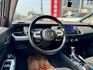 汽油版 車況好 車庫車 內外如新車 外觀型好看 內裝有質感～ACC 車道維持 LED頭尾燈 配備多  車漂亮 別錯過囉～  第5張縮圖