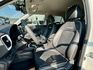 黑白雙色 GLB版 Qi無線充 Carplay 車道偏離 定速 免鑰匙 倒車顯影等配備 好停車 好開省油 外型流線好看～  第16張縮圖