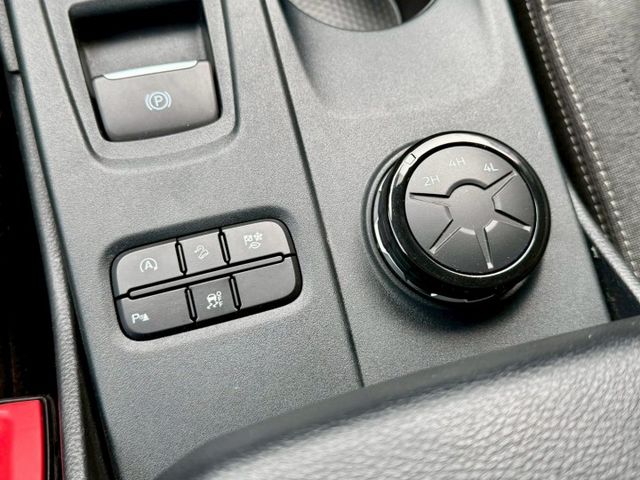 XLT版 原廠保養 SMARTTOP高蓋 車況好 外內如新 ACC 盲點 車道偏離 4輪傳動 斜坡輔助 Carplay  第12張相片