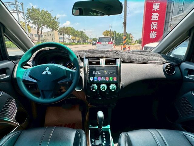 時尚型 低里程 僅跑3萬!  原廠保養 360環景 電尾門 IKEY摸門 便宜代步車 好開省油 空間大 車況好 別錯過~  第7張相片