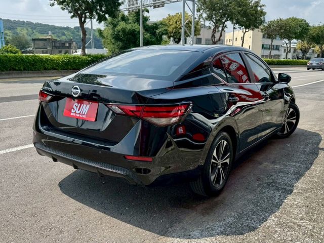 尊爵版 ACC AEB 盲點 車道偏離 360環景 IKEY摸門 Carplay 雙區恆溫 車況美氣氛佳 錯過就沒囉~  第4張相片